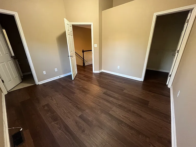 415 Dabney Dr — Photo 11
