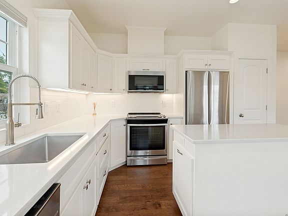 5th image of 530 #1000 Oak Park Dr