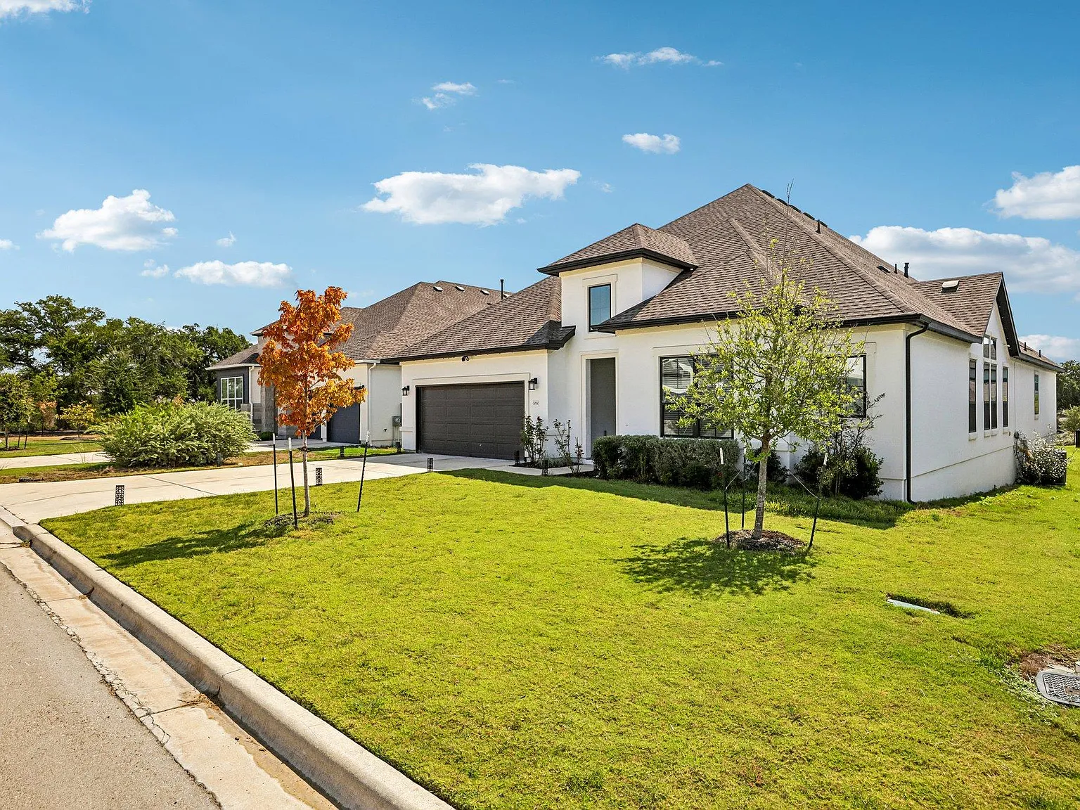 4 bed, 3.0 bath, 3142 sqft, $3,500 — Photo 4