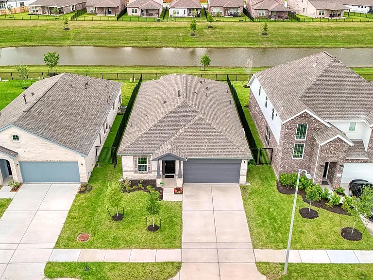 15219 Faushard Ln — Photo 18