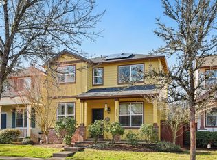 3753 SE Oakleaf St, Hillsboro, OR