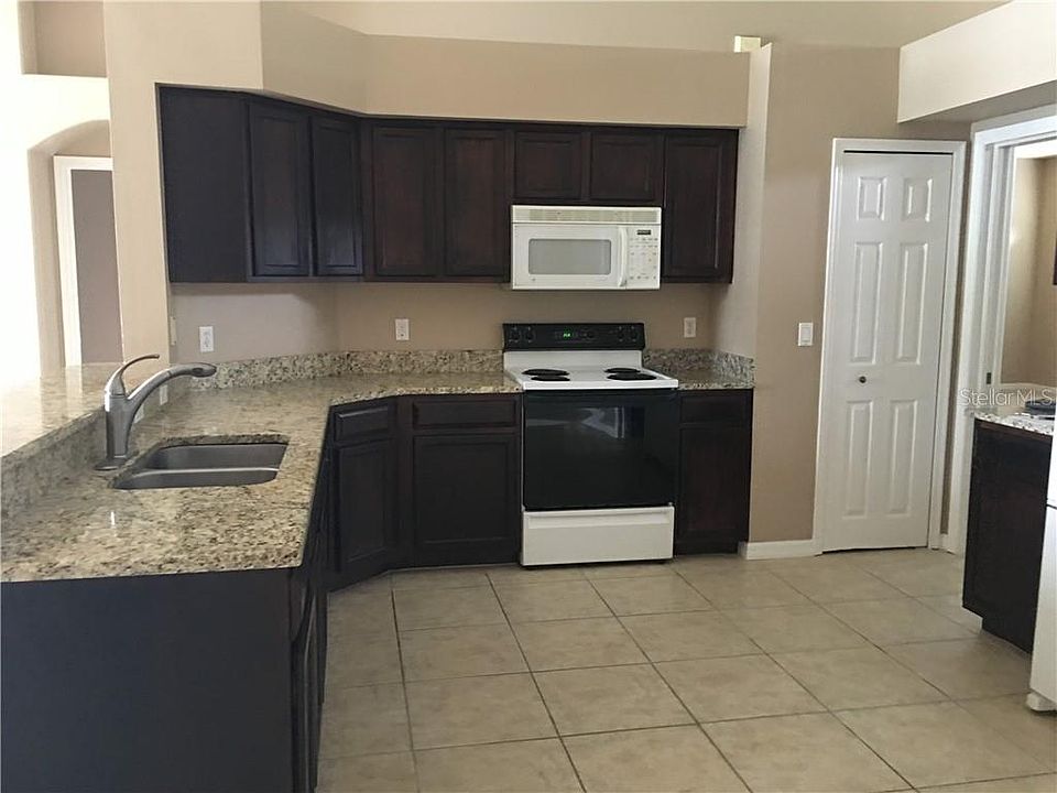 1st image of 13813 Bluewater Cir
