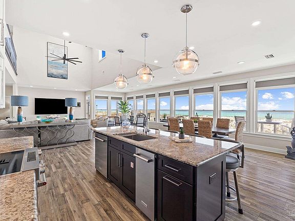 3rd image of 7439 Gulf Blvd