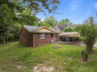 331 N Washington Ave, Reidsville, NC 27320