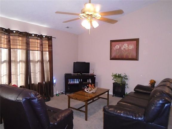 3rd image of 2408 S Brandywine Ct