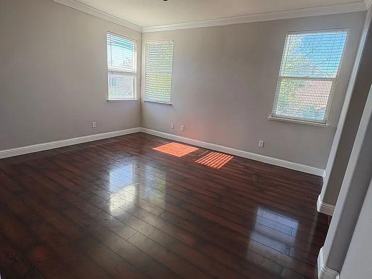 139 Ainger Cir — Photo 10