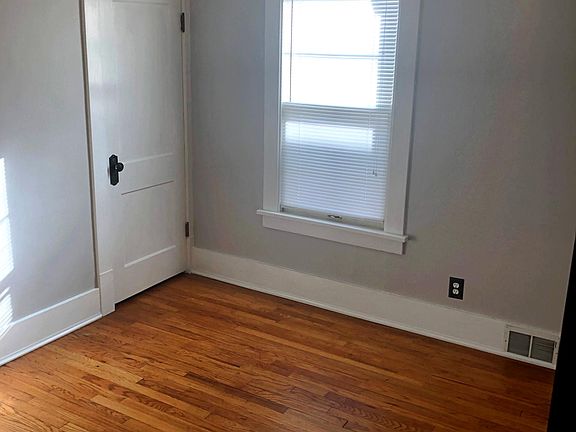 5th image of 1701 55th St S