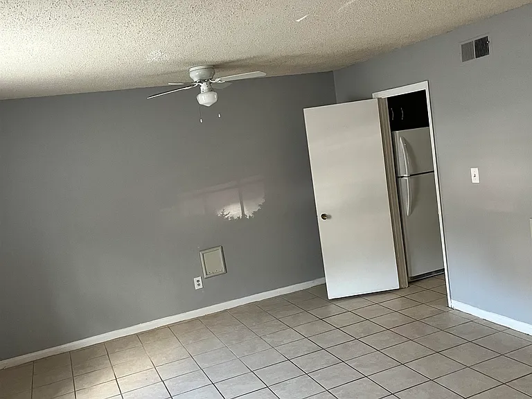 6354 Shannon Pkwy #9E — Photo 8
