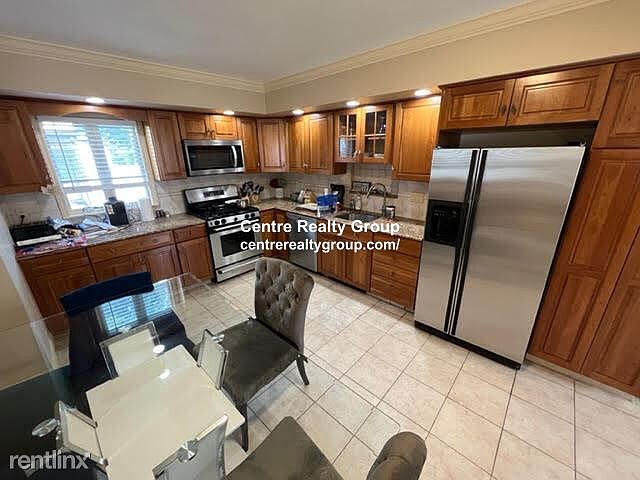62 Parsons St. Newton Shared Unit Photo 1