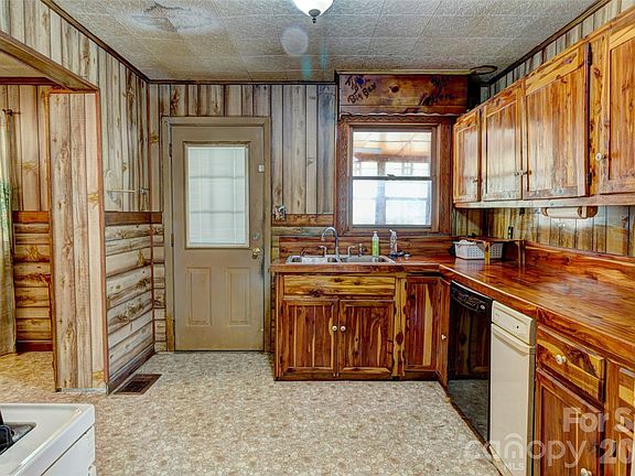 3rd image of 1640 Rankin Lake Rd #5