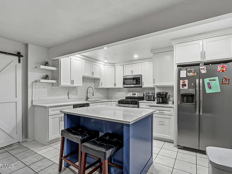 10540 Socorro Rd #A — Photo 4