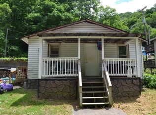 1513 Panther Creek Rd, Panther, WV 24872