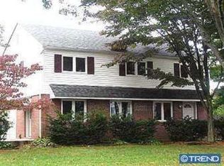 352 Ashwood Rd, Springfield, PA 19064