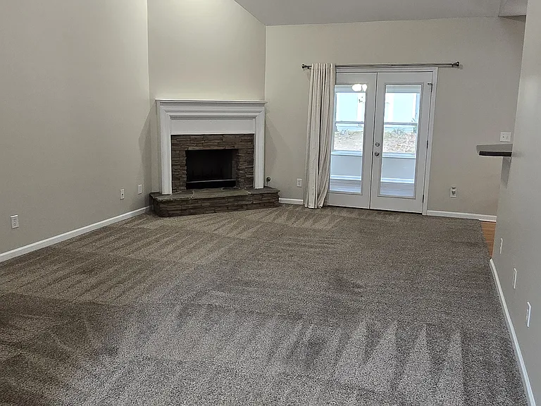 Large great room with high vaulted ceilings