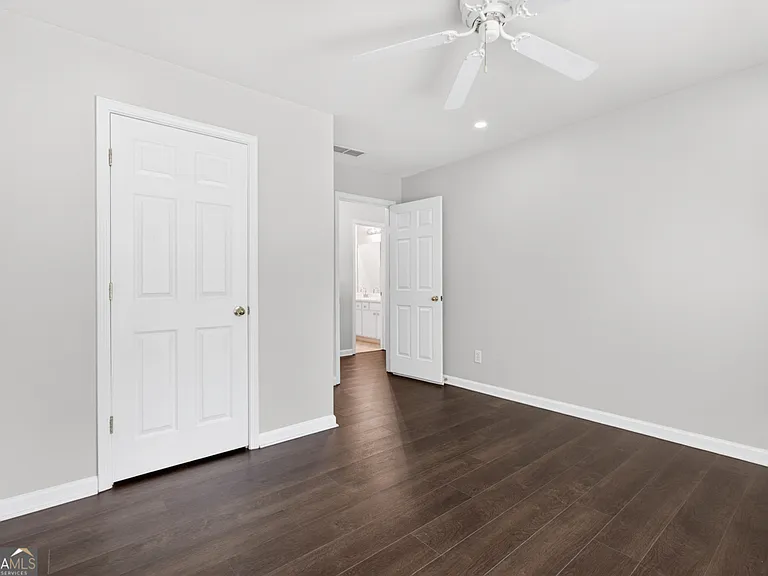 28 Stonehenge Ct — Photo 36