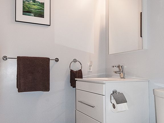 3rd image of 21 S End Ave APT 738