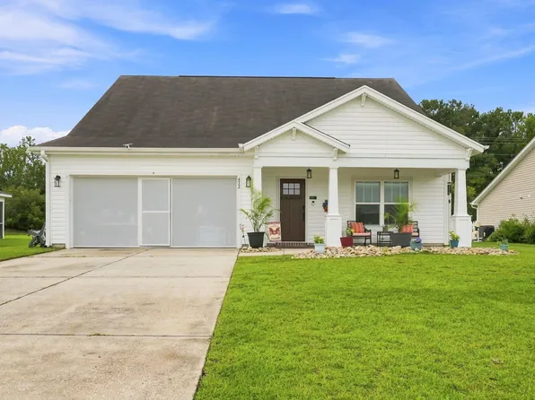 472 Mattamushkeet Dr., Little River, SC 29566