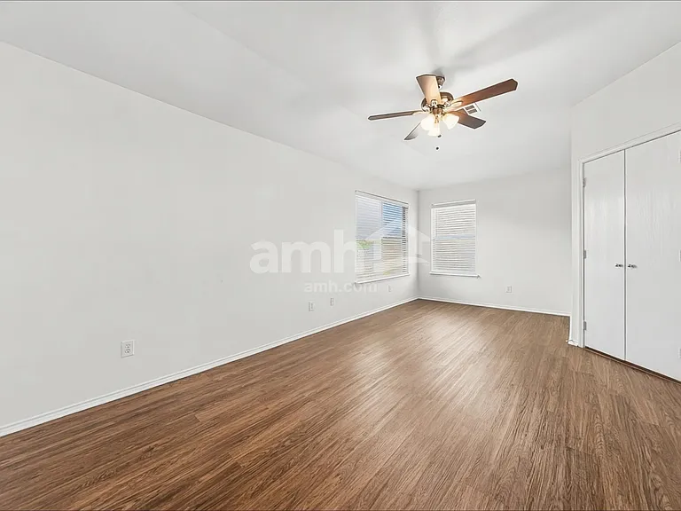 4000 Hidden Meadow Ct — Photo 12