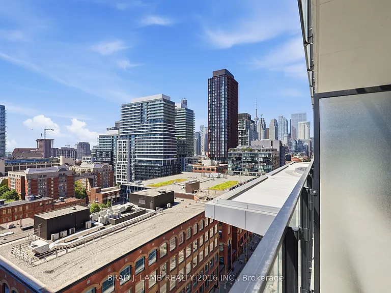 284 King St E #1303 — Photo 15