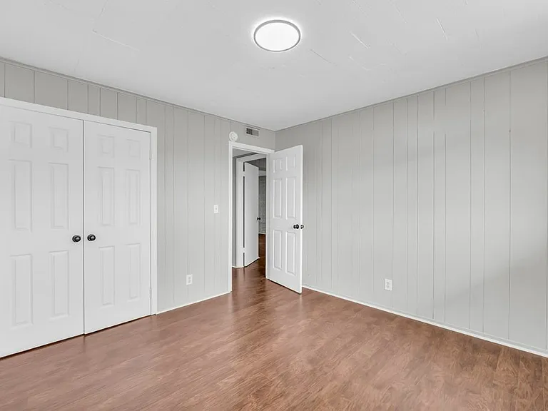 308 N McCrary Rd #15 — Photo 5