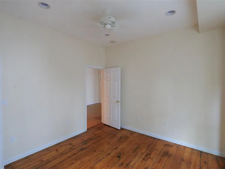 24 Tufts St #2 — Photo 19