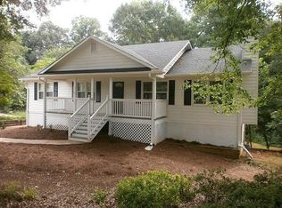 325 Hill Crest Cir, Woodstock, GA 30188