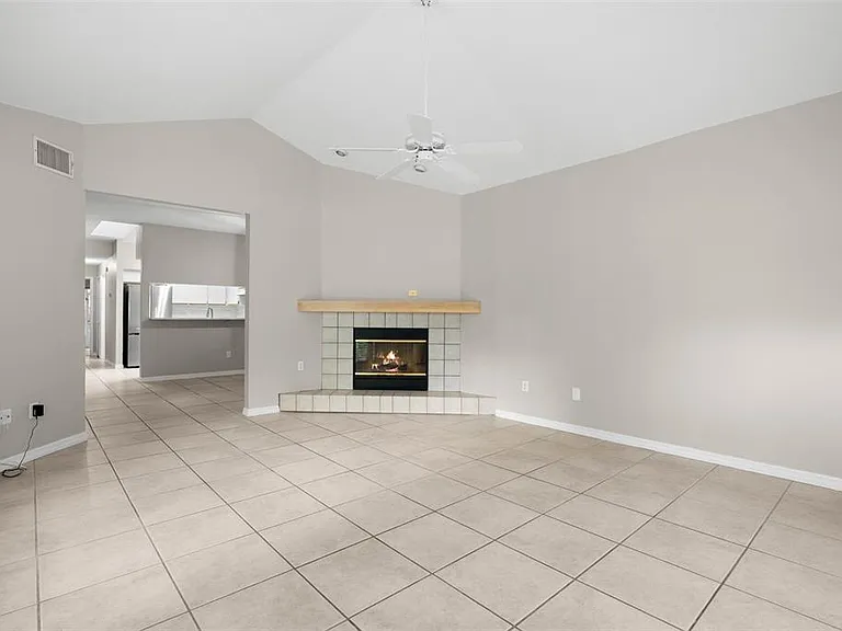 248 Saint Ives Dr #248 — Photo 7