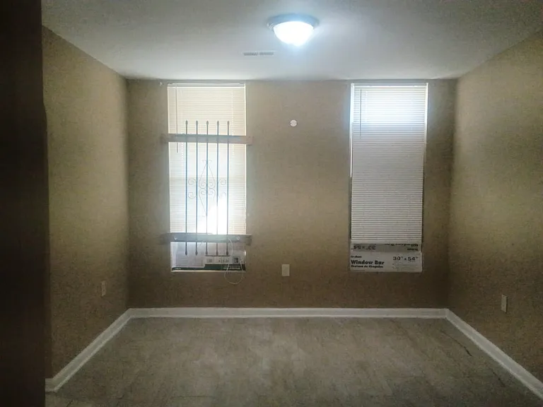 2515 Reisterstown Rd — Photo 5