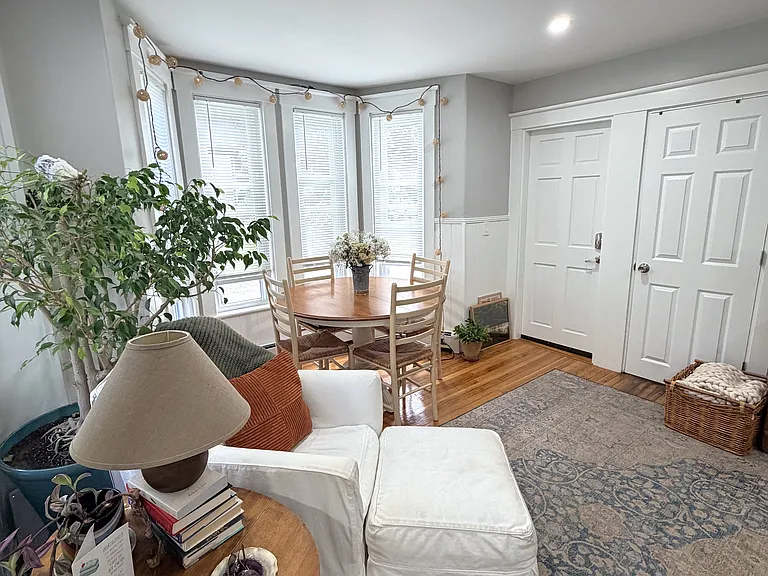 47 Laurel St #1F — Photo 5