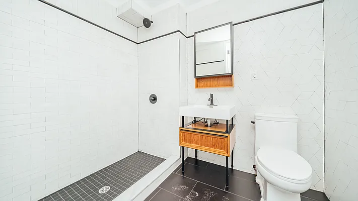 Rented by Nooklyn NYC LLC | media 36