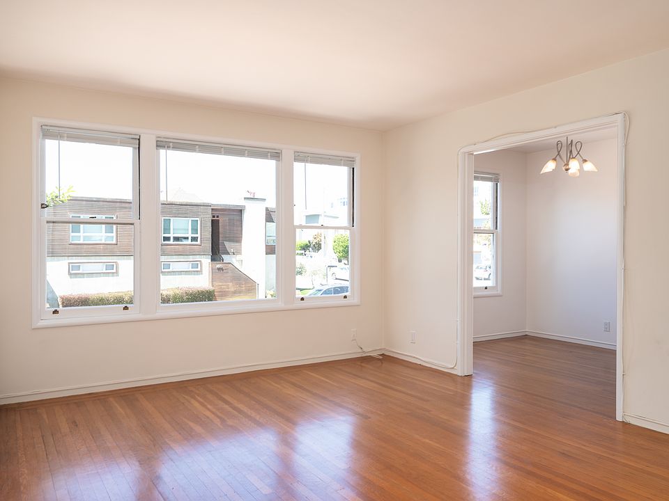 1st image of 455 Euclid Ave APT 106