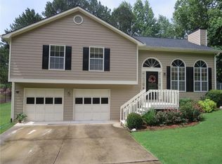 962 Oakley Ln, Sugar Hill, GA 30518