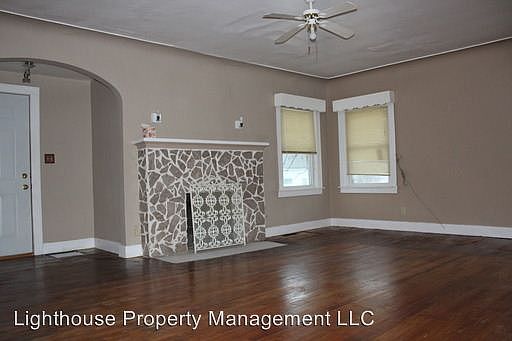 2nd image of 344 Cross Ave