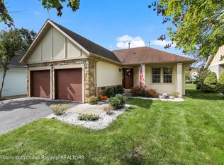 11 S Baker Dr, Jackson, NJ 08527