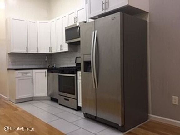4th image of 6075 55th St APT 2L