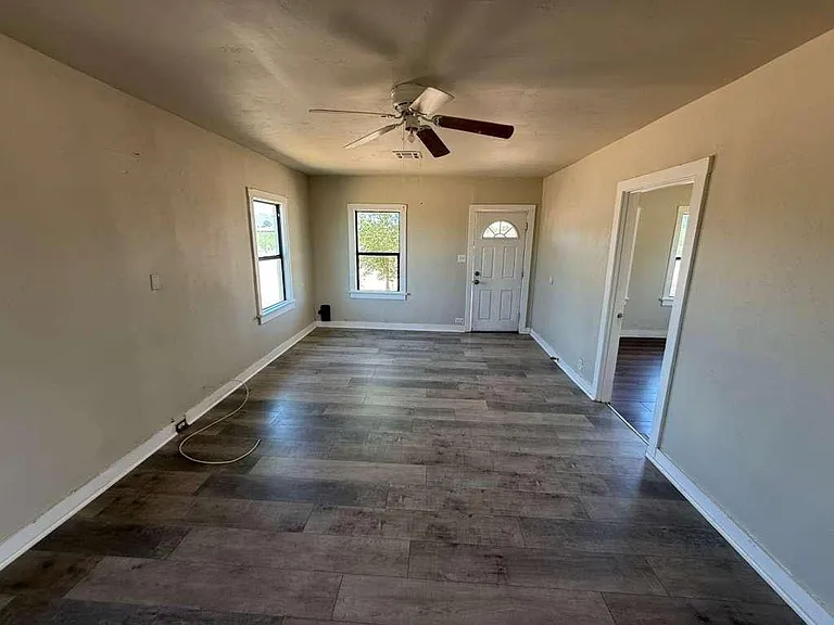 2082 N Cougar Pl — Photo 7
