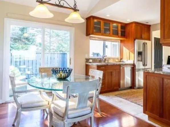 1913 Ascot Dr, Moraga, CA 94556