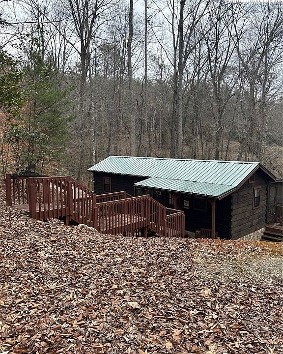 1st image of 220 Van Winkle Lane