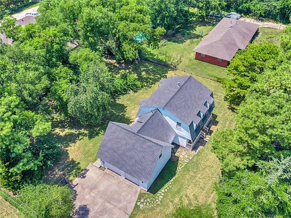 Wooded .49 acre lot!
