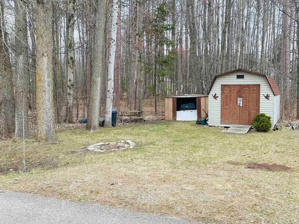 5313 Mallard Ct, Beaverton, MI 48612