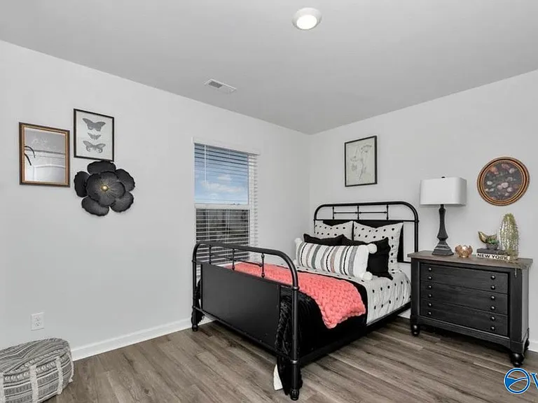 146 Maple Spring Trl — Photo 30