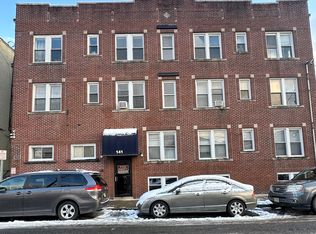 137 Center St APT 17, Clifton, NJ 07011