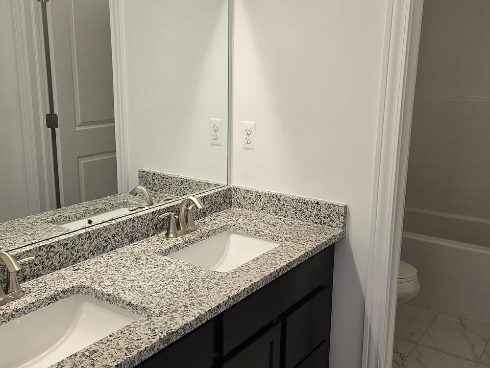 3330 Reserve Blvd, photo 23