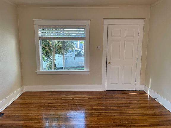 2nd image of 1336 E Garfield Ave #Na