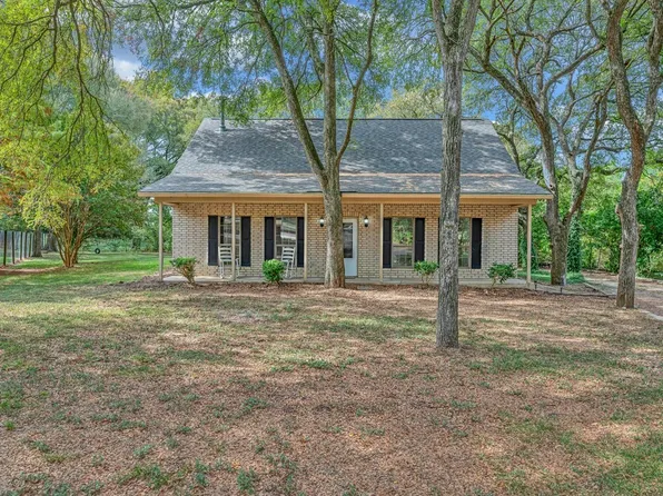 3900 Fox Ridge Rd, Lorena, TX 76655