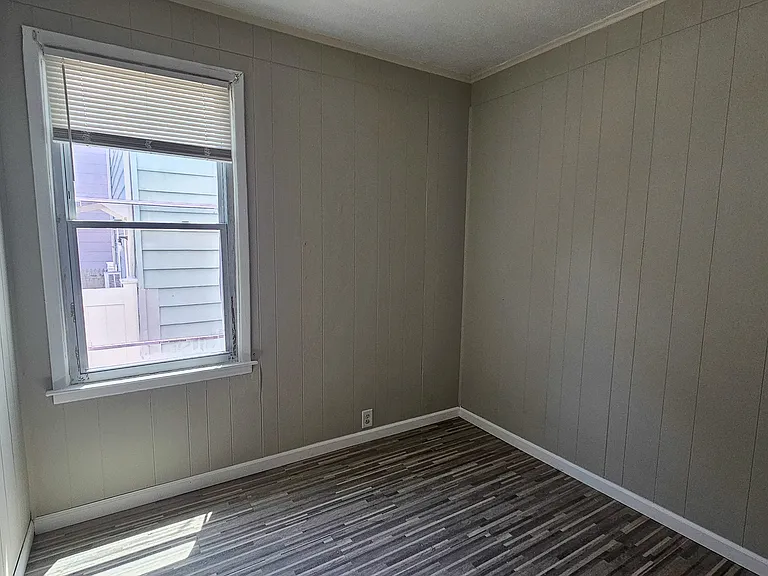 387-01 Blatchley Ave #1A — Photo 4