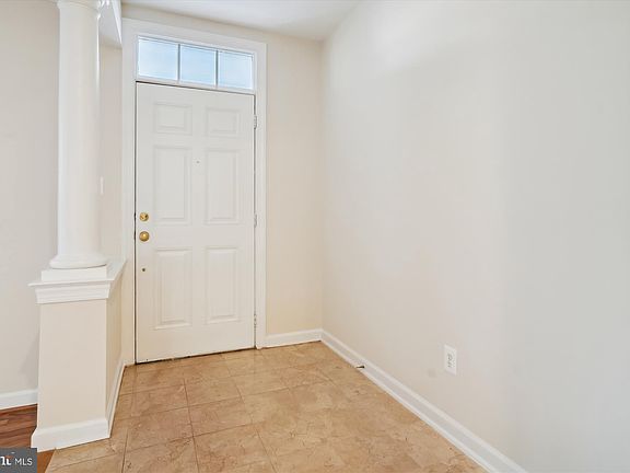 3rd image of 5033 Softwood Ln