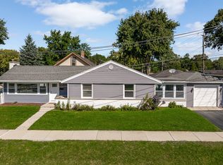 4551 Fairview Ave, Downers Grove, IL 60515
