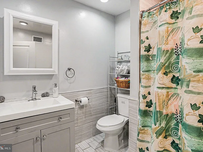 3809 Ellerslie Ave — Photo 12