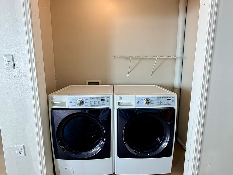 528 Pine St #2 — Photo 7